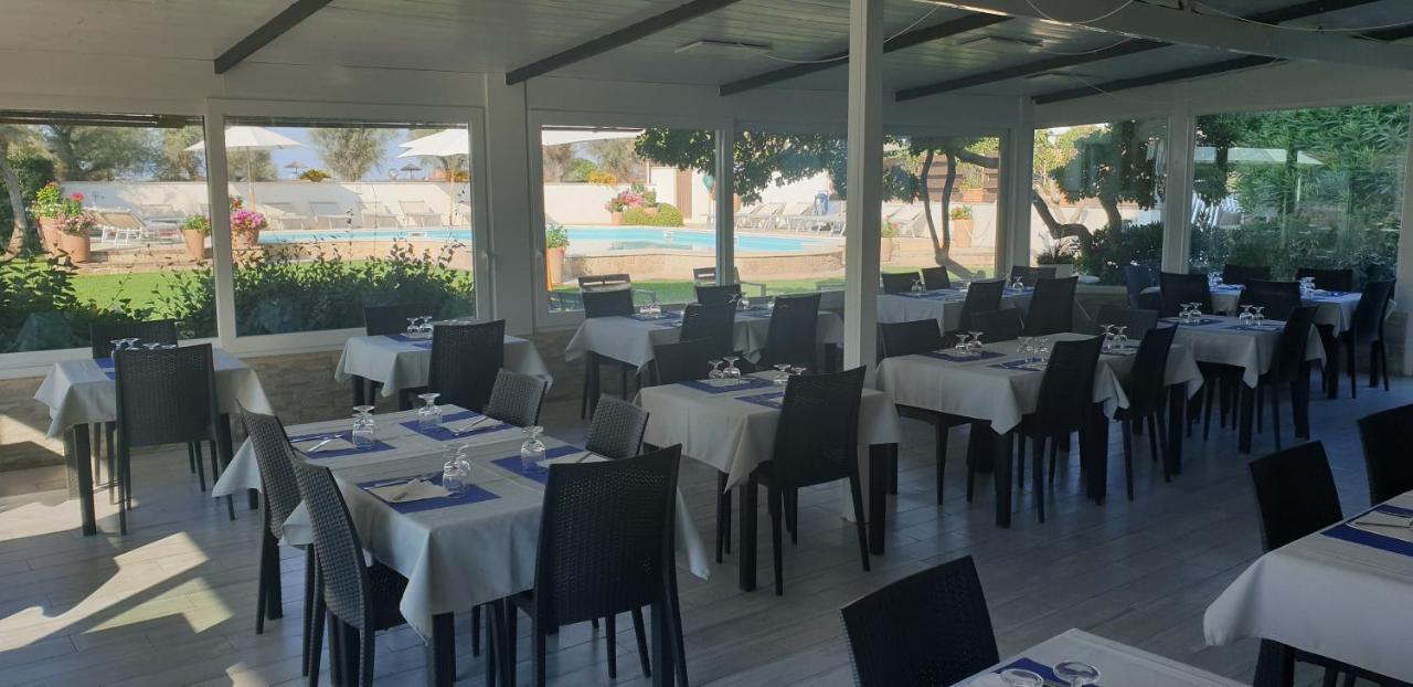 Hotel Corallo Fregenae Bagian luar foto