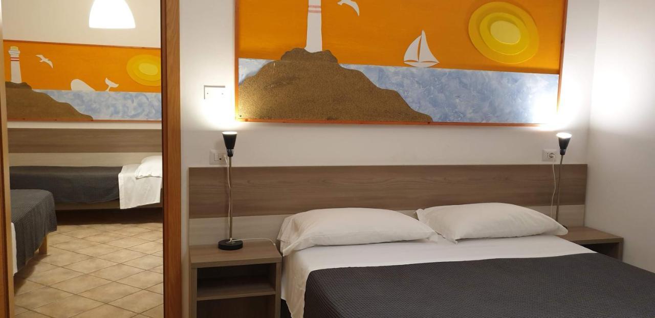 Hotel Corallo Fregenae Bagian luar foto