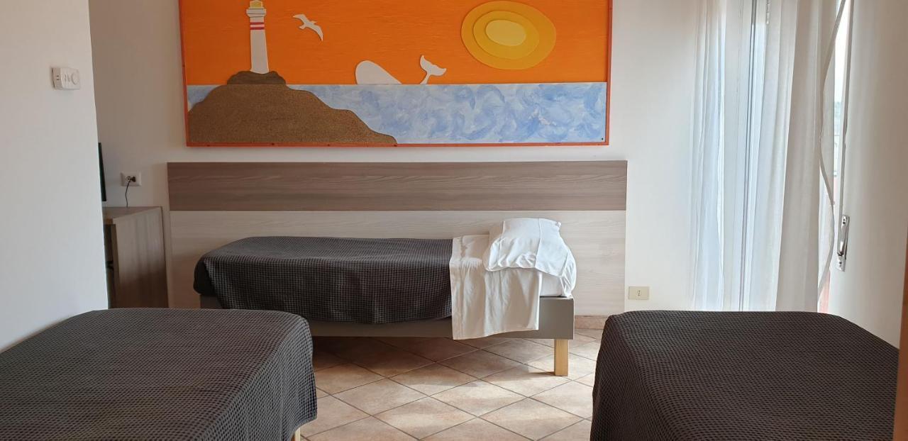 Hotel Corallo Fregenae Bagian luar foto